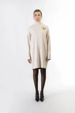 abito in felpa con fiore applicato burro