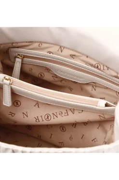 bauletto plissettato con ciondolo logato avorio