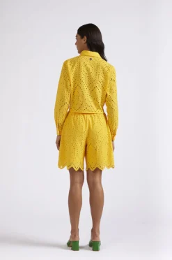 bermuda in sangallo giallo