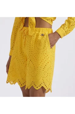 bermuda in sangallo giallo