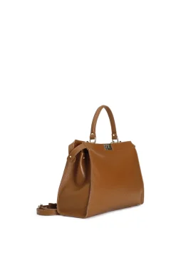 borsa a mano con pattina con  applicazione di morsetto verniciato,tracolla remo cuoio