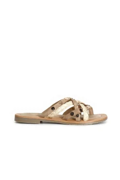 ciabatte in pelle scamosciata e raffia sabbia