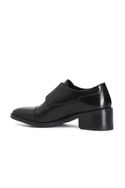 derby donna in pelle con elastico nero