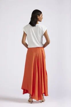 gonna lunga in satin arancio