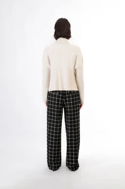 maglia collo alto avorio