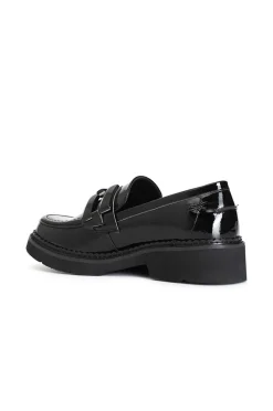 mocassino da donna con morsetto nero