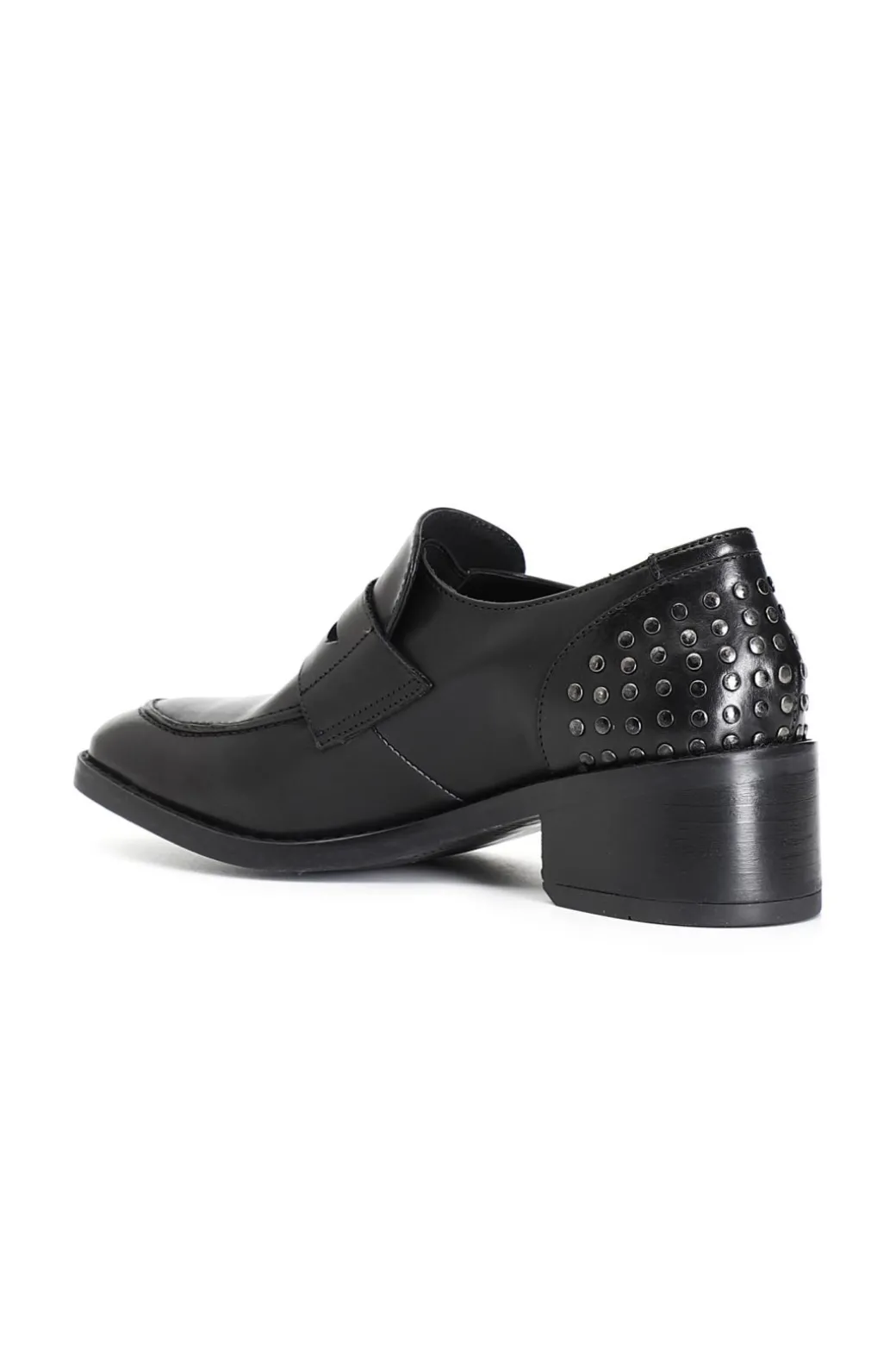 mocassino in pelle con borchie nero