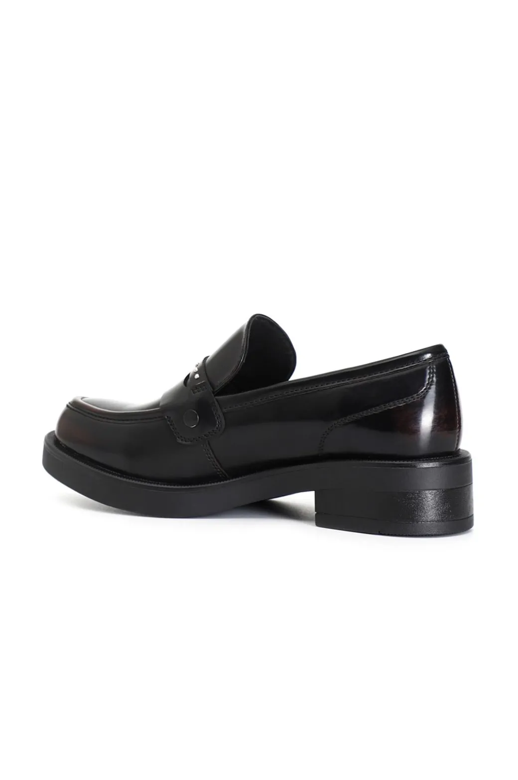 mocassino in similpelle spazzolata e fibbia bordeaux