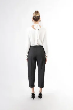 pantaloni gamba dritta con pinces fumo