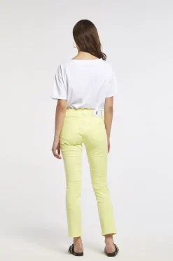 pantaloni slim tinto capo realizzati in tessuto di cotone elasticizzato lime