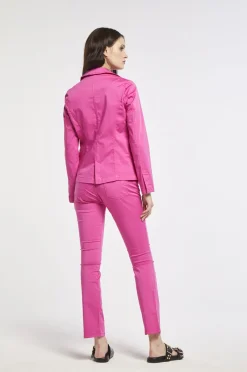 pantaloni slim tinto capo realizzati in tessuto di cotone elasticizzato azalea