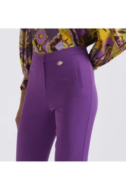 pantaloni tipo sigaretta viola
