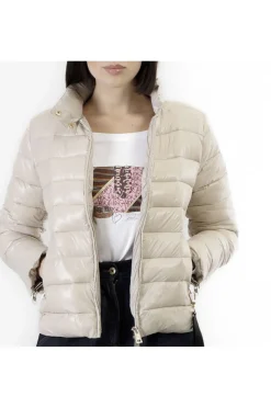 piumino corto avorio