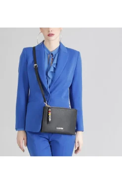 pochette in saffiano con tiralampo con letterine personalizzate nero