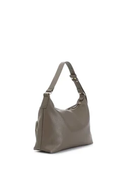 sacca con tasche e charm in metallo fango