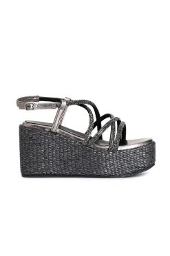 sandali con fasce incrocio strass su zeppa in rafia nero