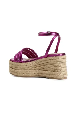 sandali con mignon imbottiti su zeppa fuxia