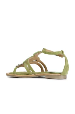 sandali in camoscio con accessorio strass verde
