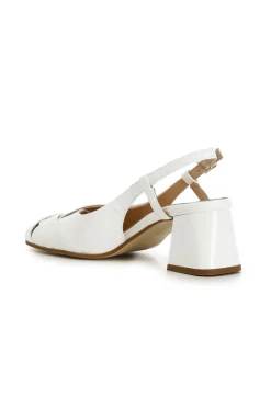 scarpe aperte dietro in pelle di vernice con tomaia intrecciata bianco
