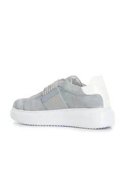 slip-on in camoscio con fascia strass jeans