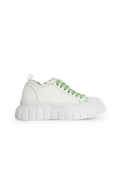 sneakers in tessuto sfrangiato e cuciture a contrasto bianco/verde