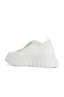sneakers in tessuto sfrangiato e cuciture a contrasto bianco/verde