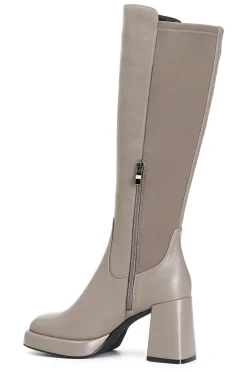 stivale in pelle e stretch taupe