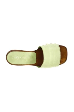 zoccoli con tacco alto e fascia in crosta verde prato